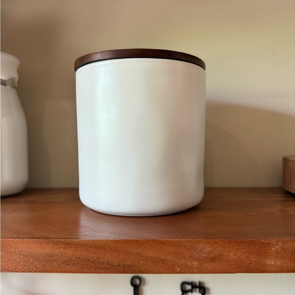 NWOT Hearth & Hand coffee canister with spoon (DISCONTINUED) - Picture 5 of 12